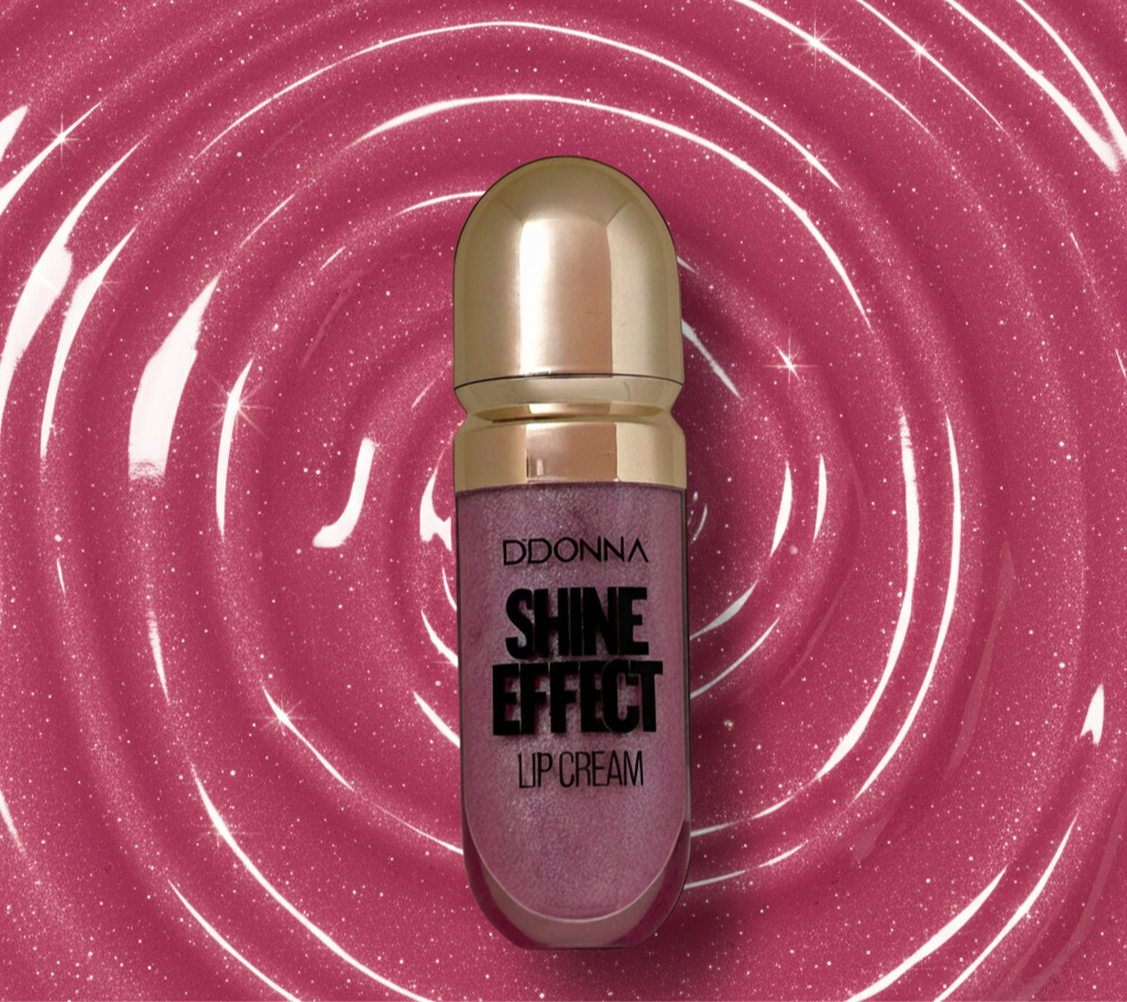 Lip Gloss Shine Effect